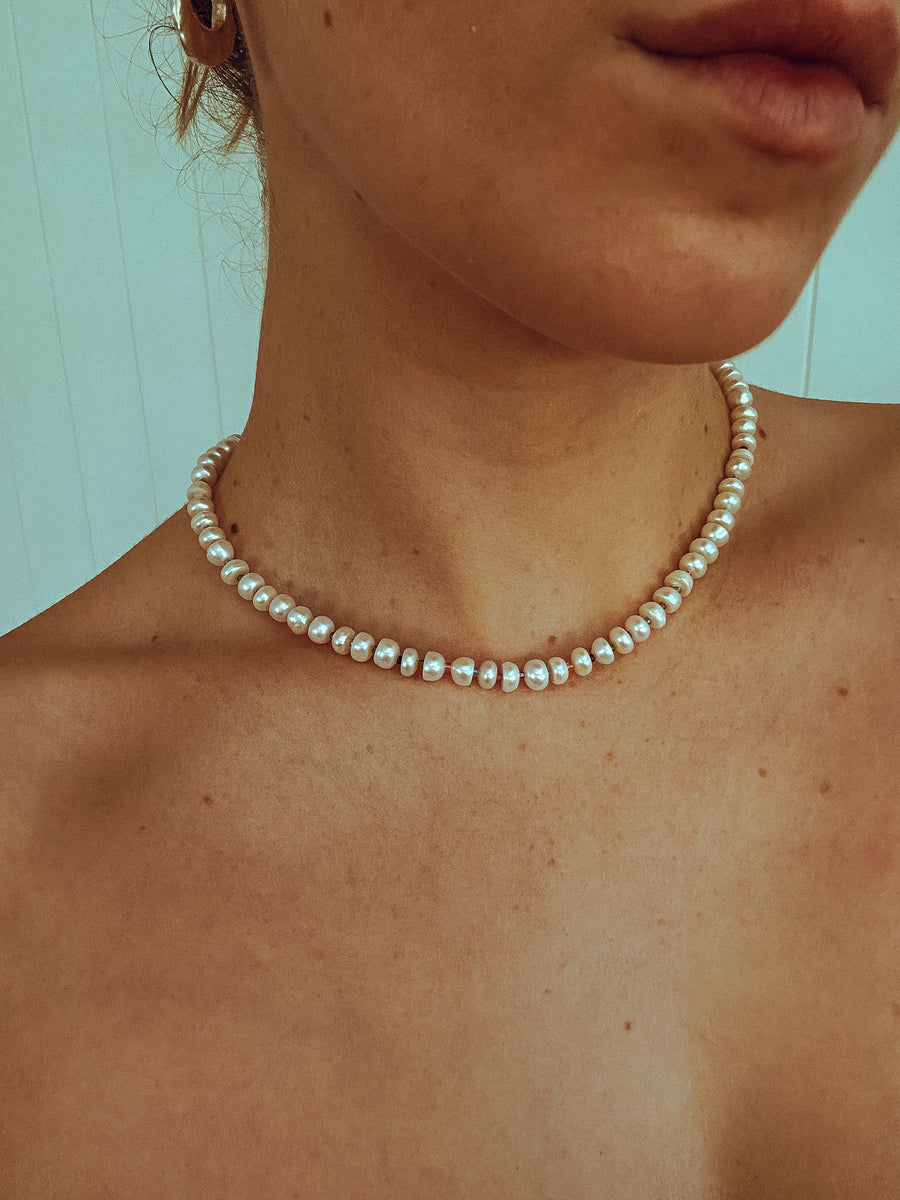 Pearl necklace 7