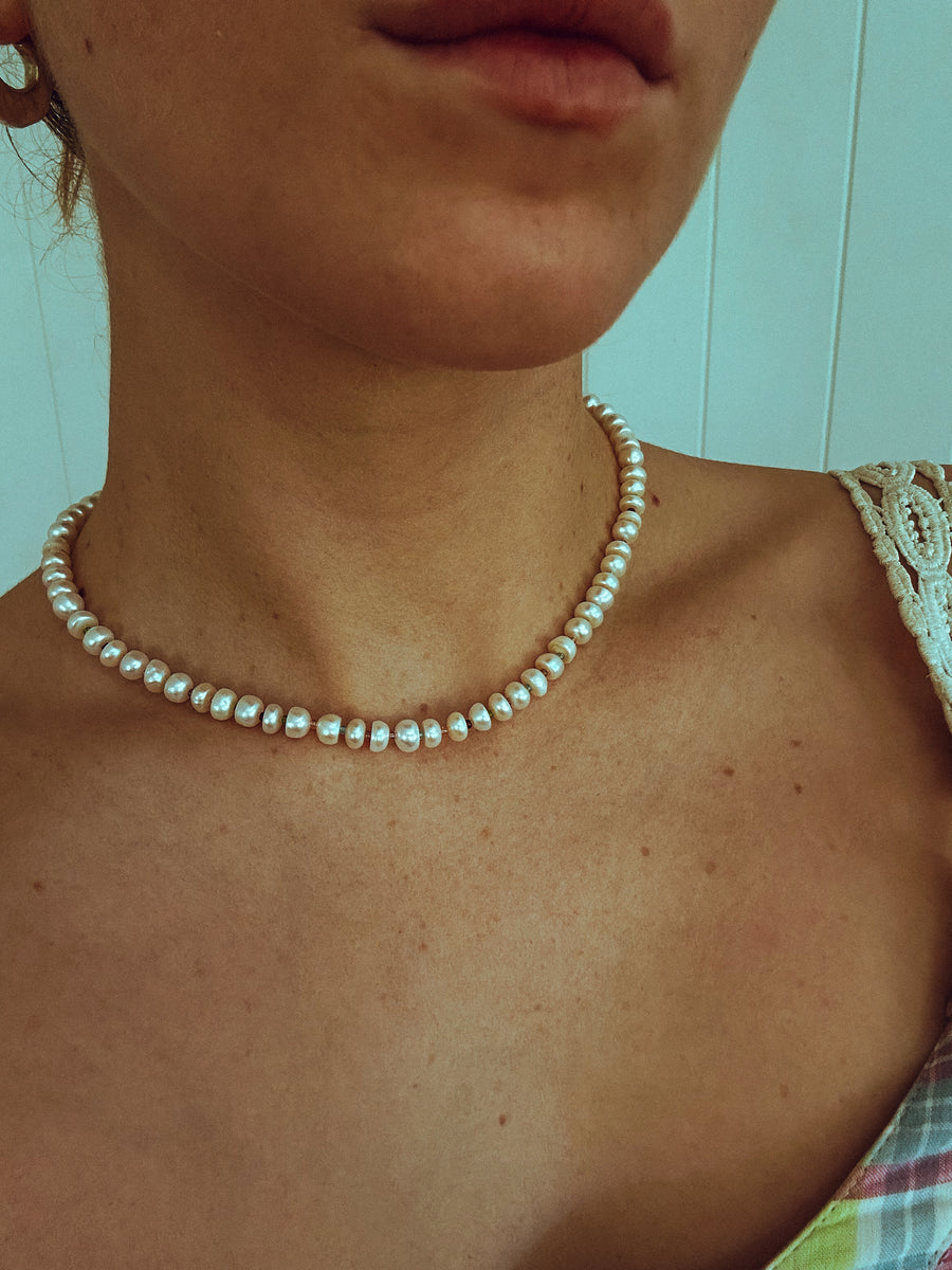 Pearl necklace 7
