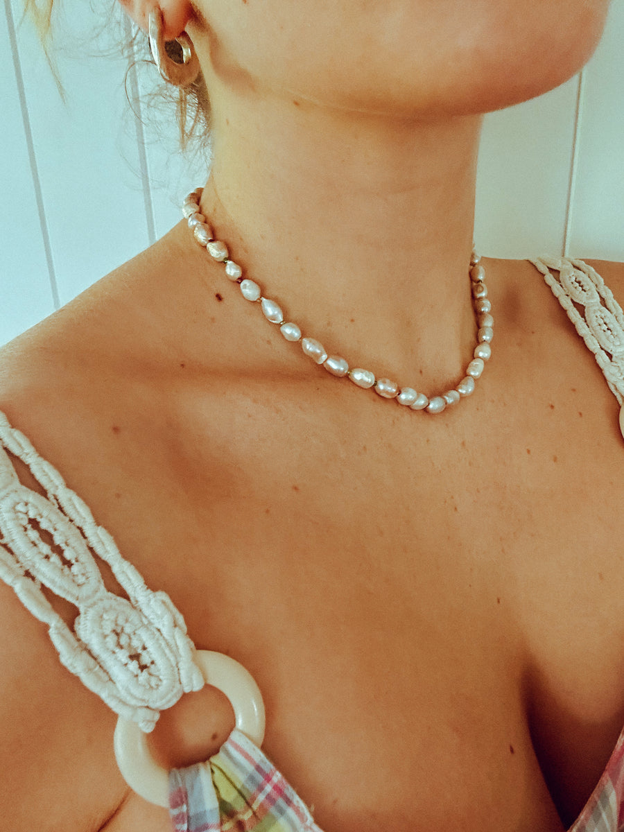 Pearl necklace 8