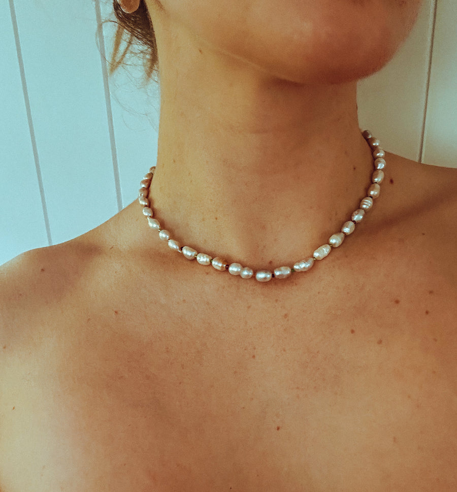 Pearl necklace 8