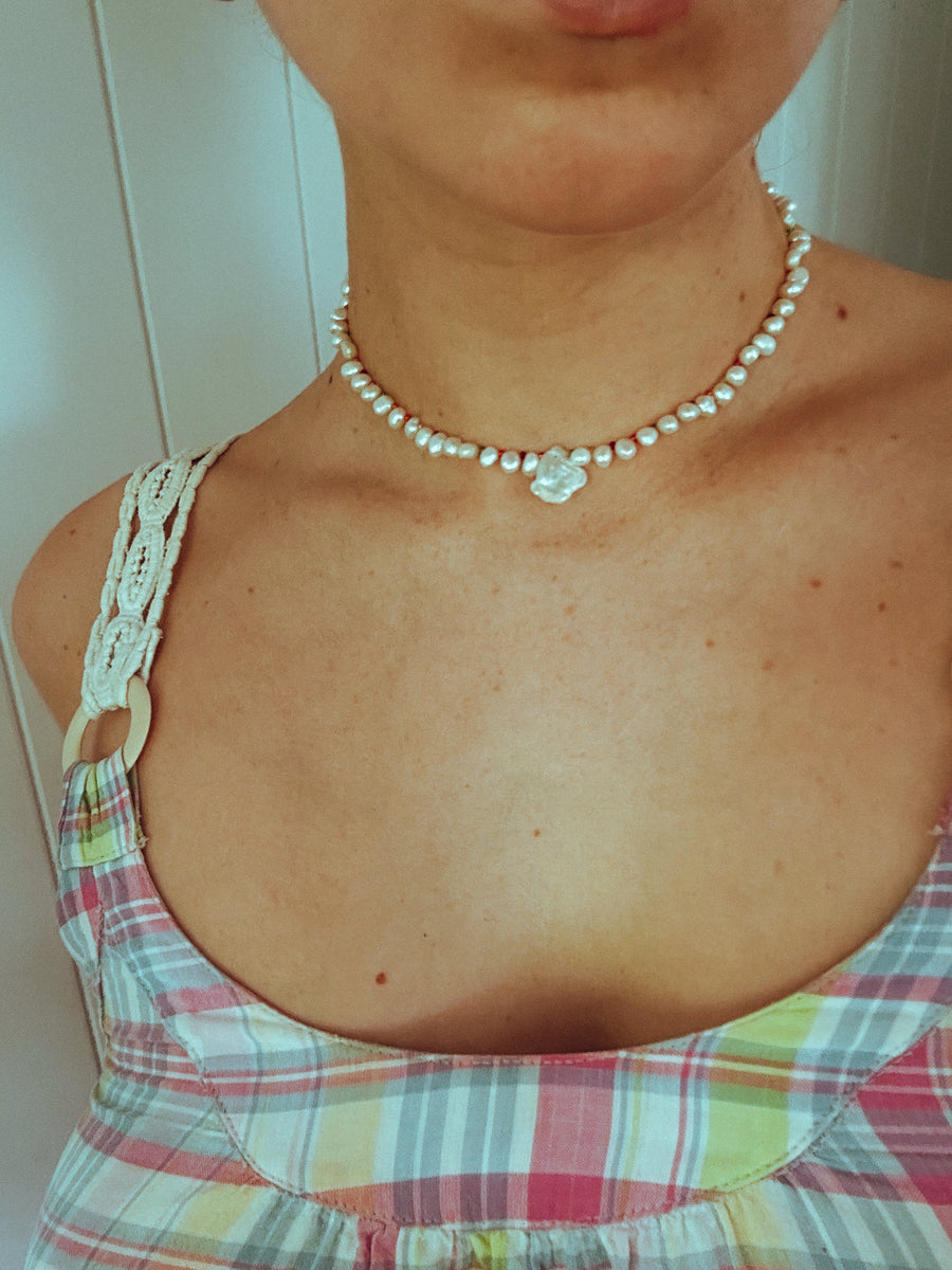 Pearl necklace 9