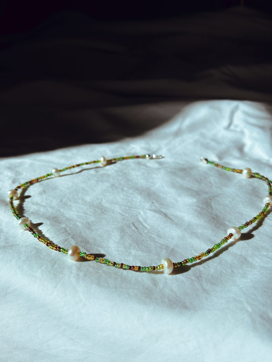 Pearl necklace 5