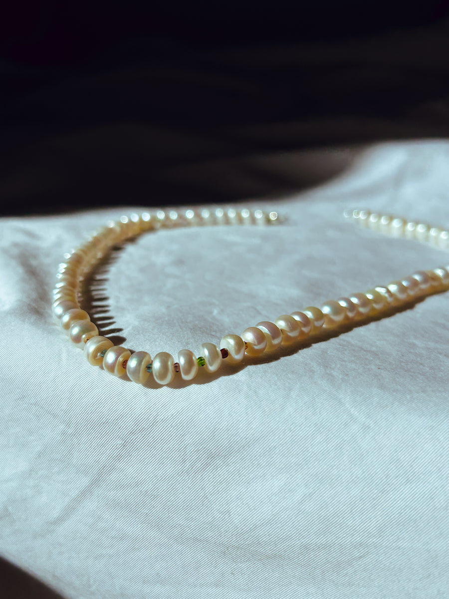Pearl necklace 7