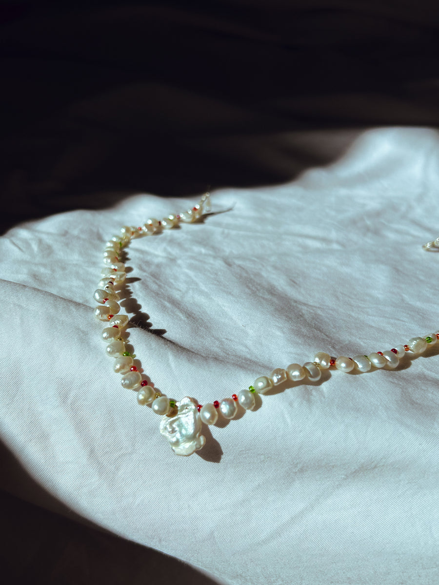 Pearl necklace 9