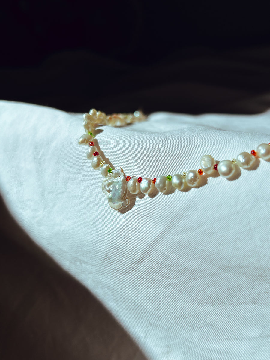 Pearl necklace 9