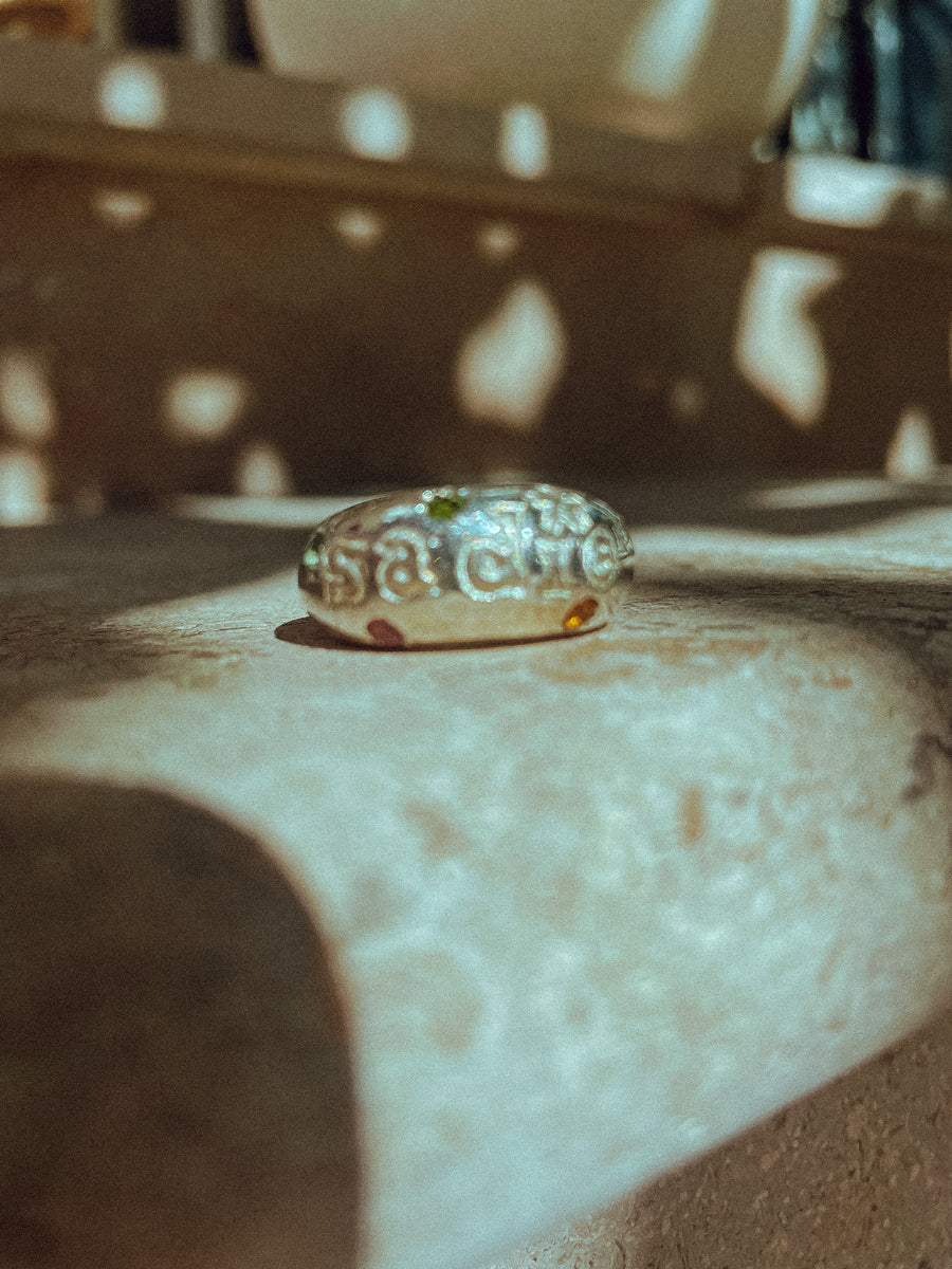 Engraved disco bubble ring