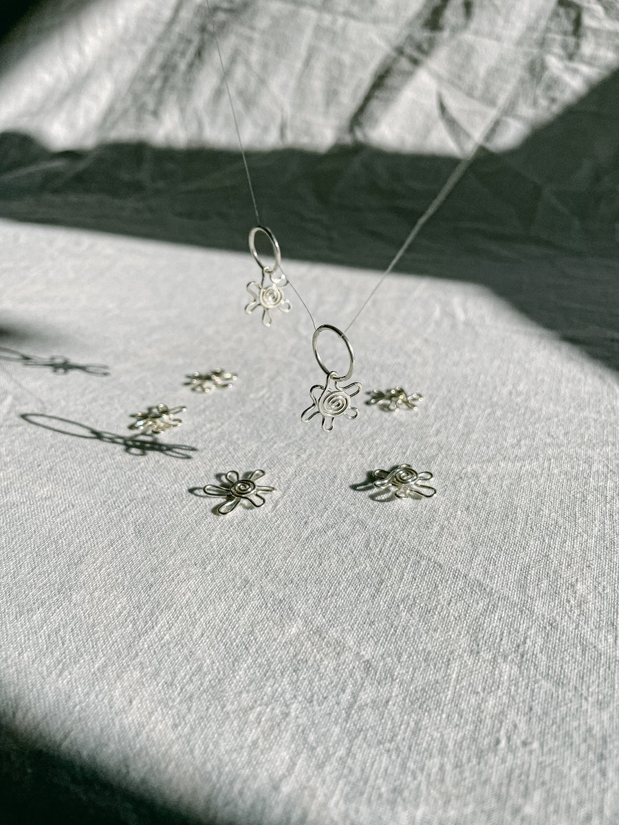 Sterling silver. Silver flower earrings. silver flower pendants 