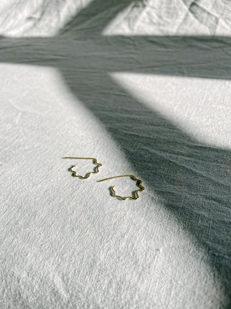 Mini Squiggle Hoops